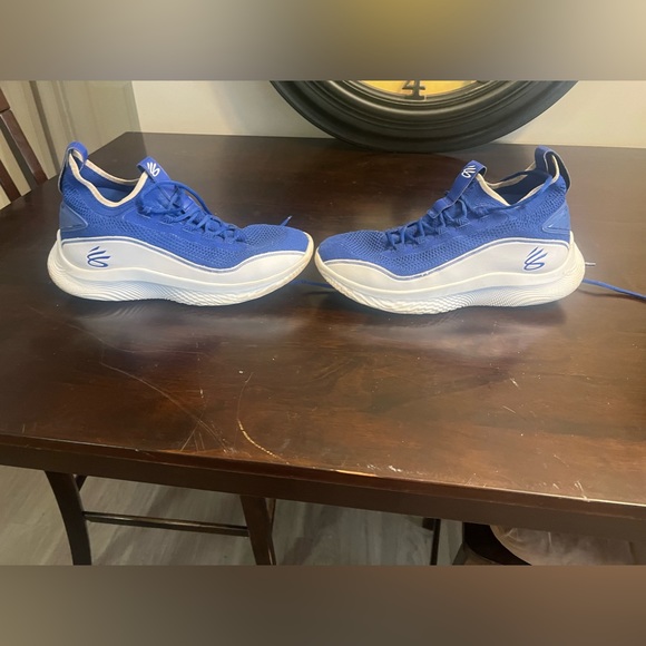 Under Armor Curry Flow 8. - Size 11.5 - Picture 1 of 6